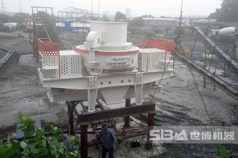 風(fēng)化砂制沙生產(chǎn)線現(xiàn)場(chǎng)圖