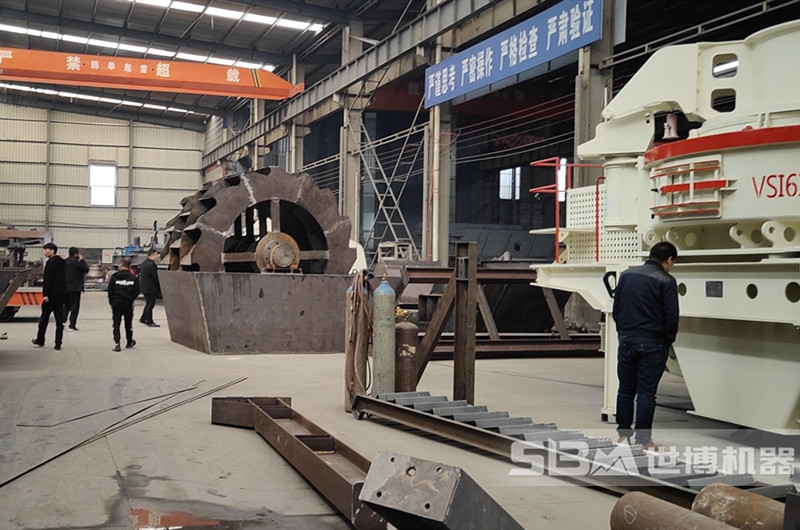 客戶(hù)來(lái)鄭州礦山機(jī)械廠(chǎng)家考察設(shè)備