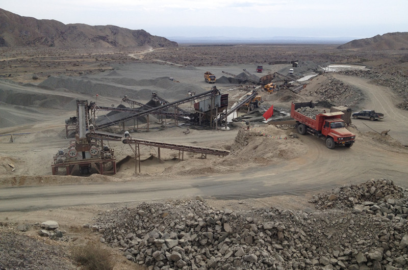 碎石場現(xiàn)場圖，碎石場全套設(shè)備