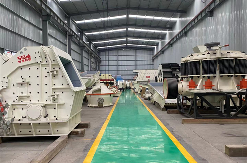 世博機器破碎機設(shè)備車間