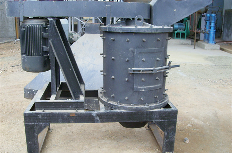 鋼架基礎(chǔ)復(fù)合式破石機(jī)，家庭用小型石頭破碎機(jī)