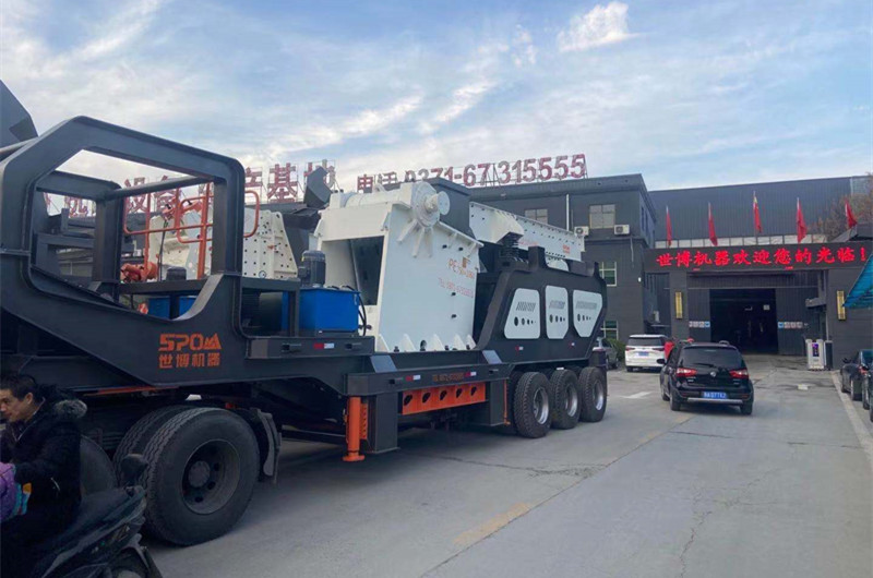 大型移動石子石料破碎機(jī)，大型鄂破移動站