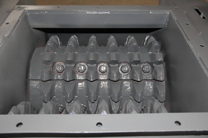 狼牙輥式破碎機齒輥細(xì)節(jié)圖