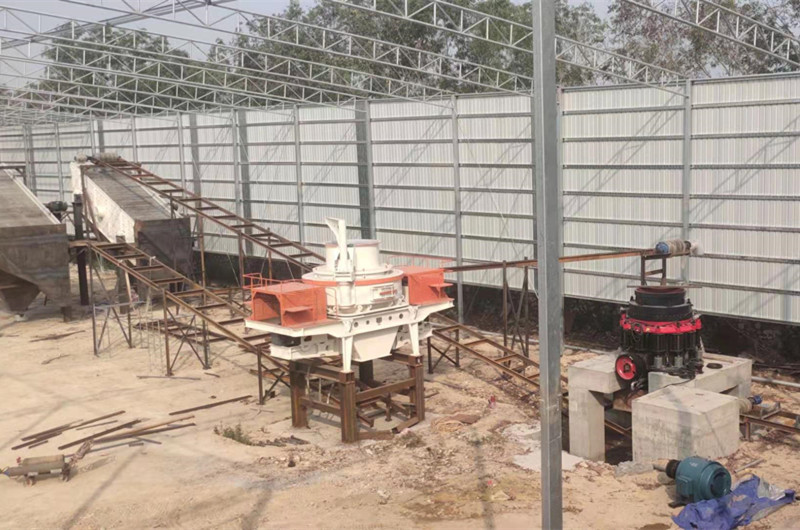 沙場生產(chǎn)現(xiàn)場，機制砂設備