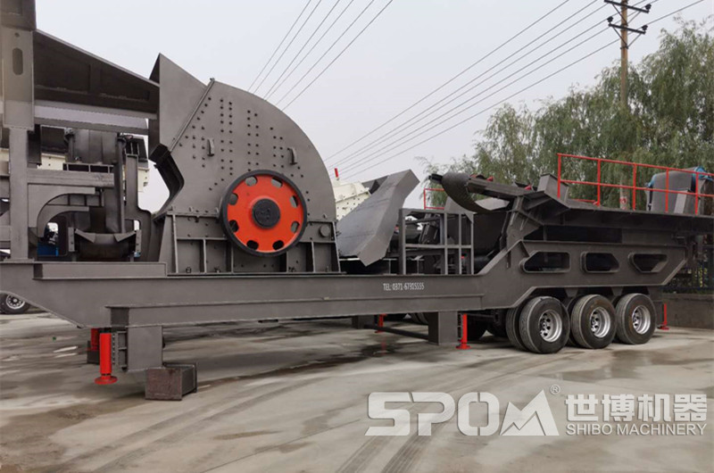 世博廠家生產(chǎn)的車載移動錘破機(jī)