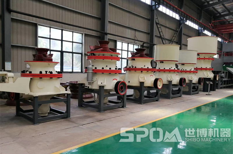 各種型號(hào)的單缸液壓圓錐破碎機(jī)