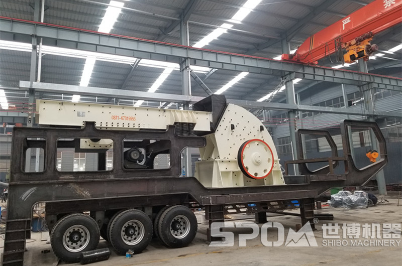 煤礦移動破碎機，移動錘式破碎機