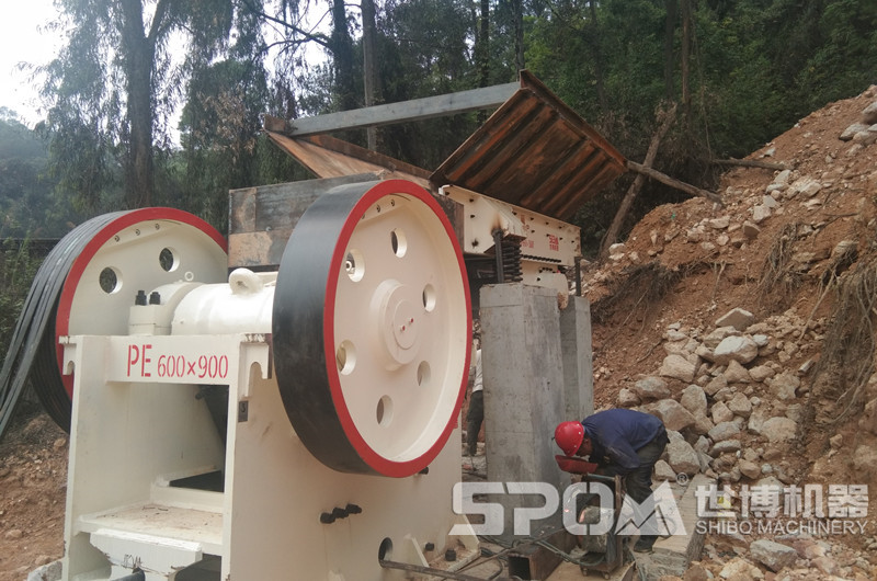 69破碎機，PE600x900顎式破碎機