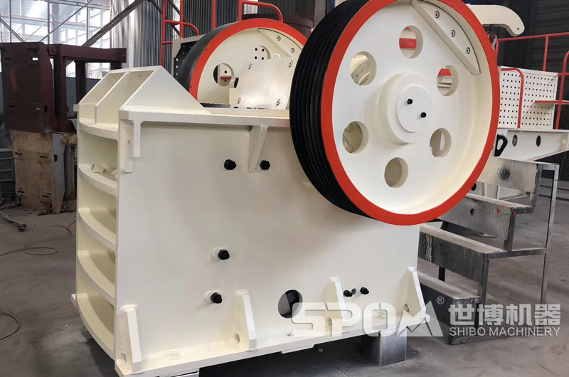 顎式破石機(jī)