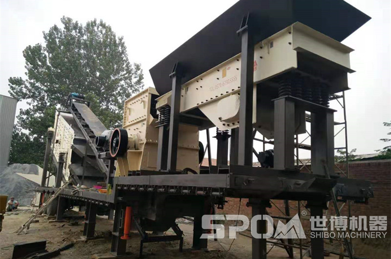 移動砂石料箱式破碎機，三組合移動破碎機