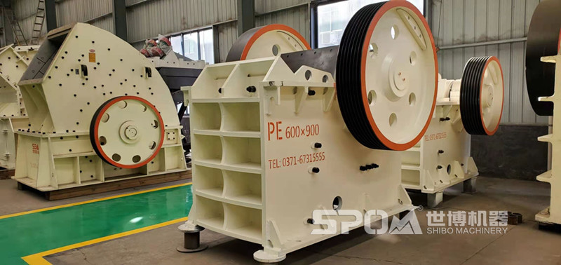 石子破碎機(jī)設(shè)備車間